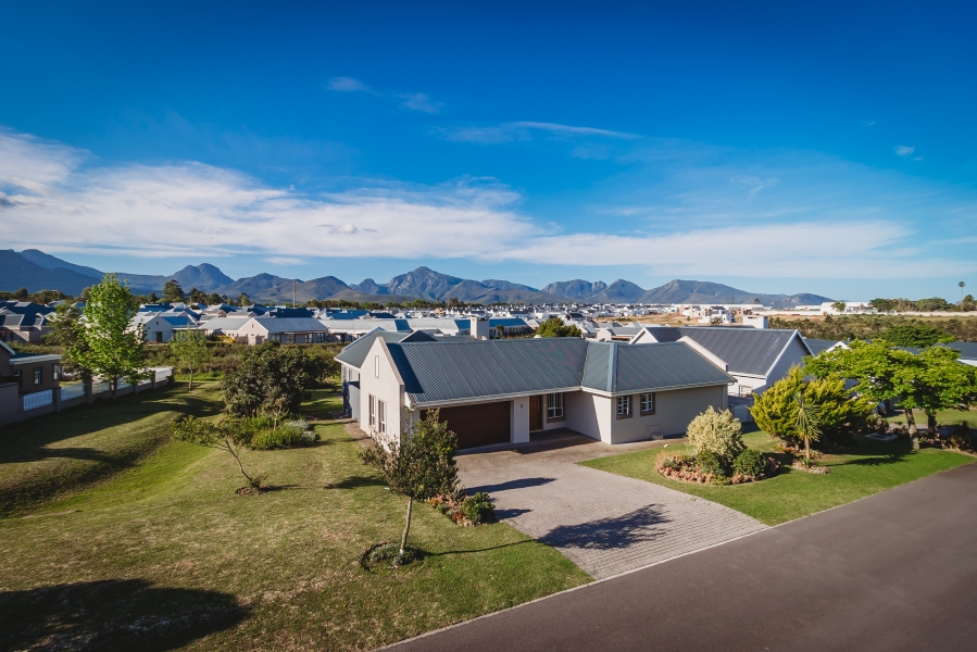 3 Bedroom Property for Sale in Kraaibosch Country Estate Western Cape